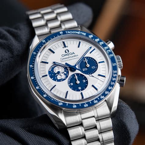 omega speedmaster 'silver snoopy award' 50th anniversary|omega snoopy 50th anniversary price.